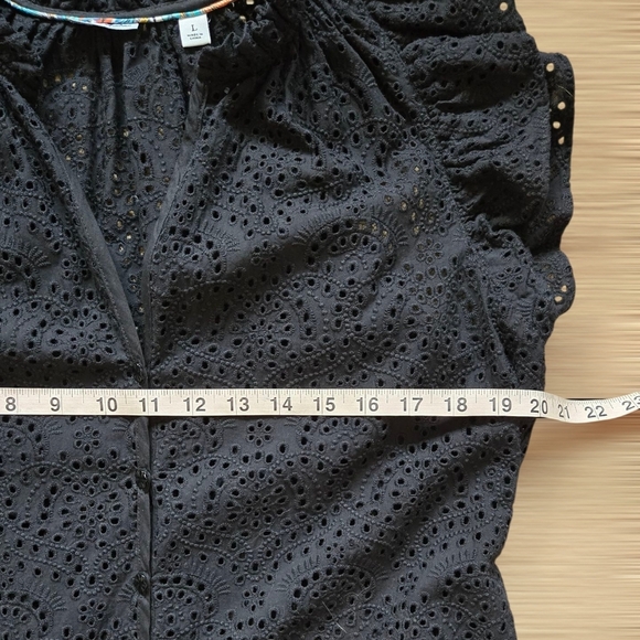 Robert Graham Savannah Black Flutter-Sleeve Eyelet Shift Dress Size Large - Picture 9 of 11